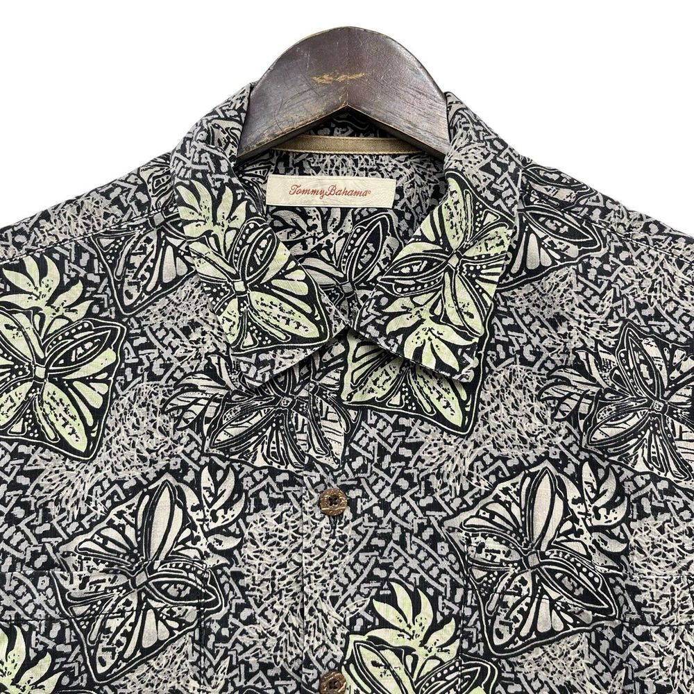 Tommy Bahama Men's Sz L Button Front Hawaiian S/S Taupe/Black Aztec Floral Shirt